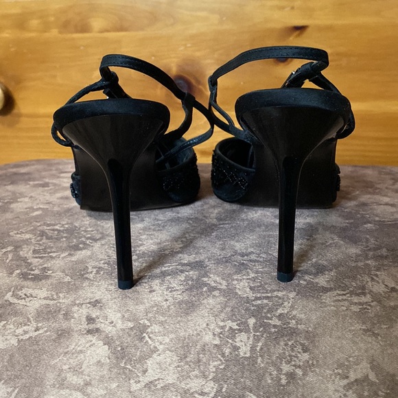 New Valerie Stevens Black Low Heels Size 8 - Picture 5 of 7